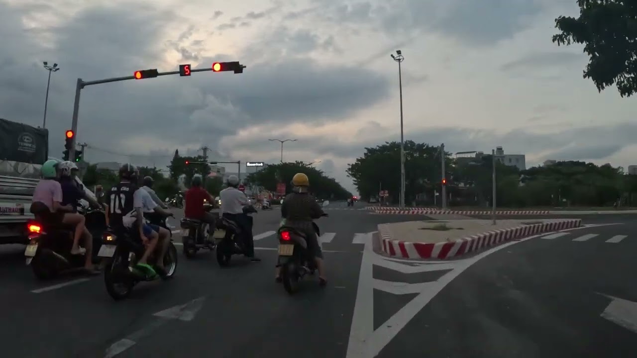 đường Lê Văn Hiến Đà Nẵng