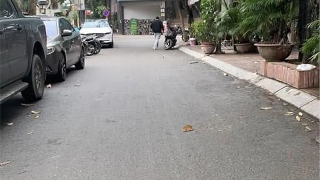 đường Tôn Đức Thắng ở Hà Nội