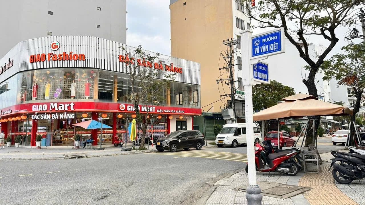 đường Hồ Nghinh Đà Nẵng