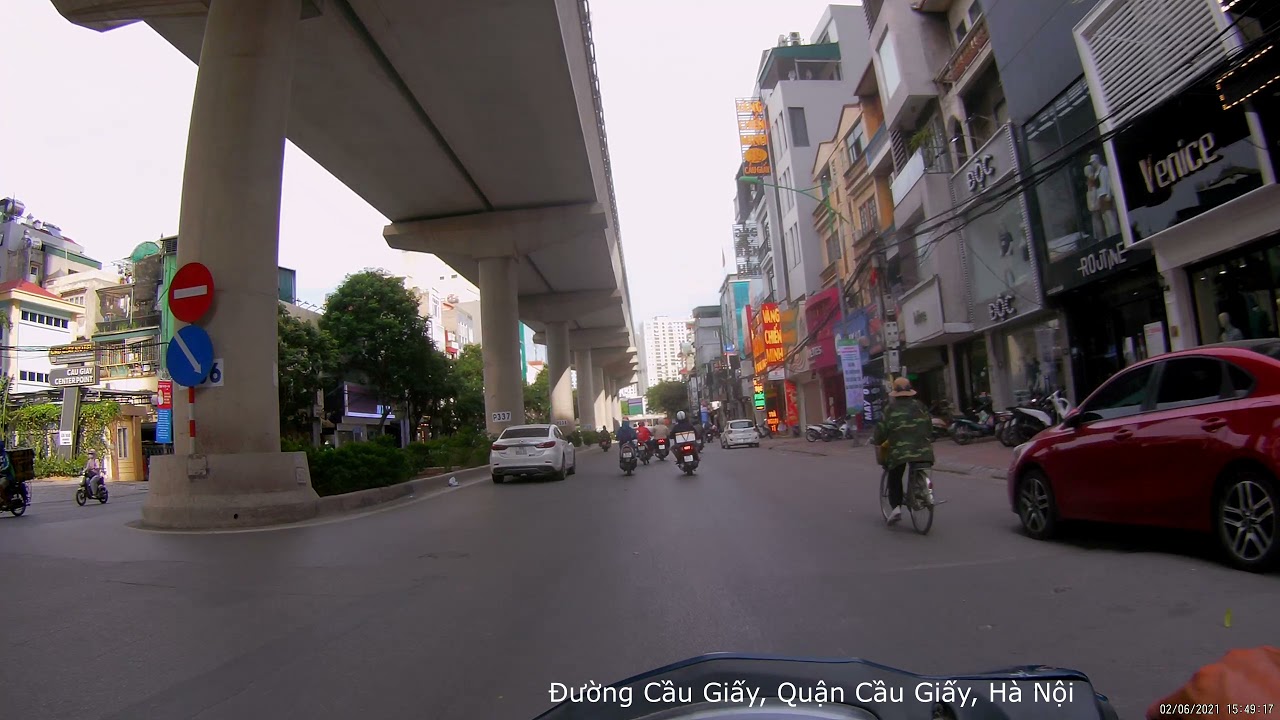 đường Cầu Giấy ở Hà Nội