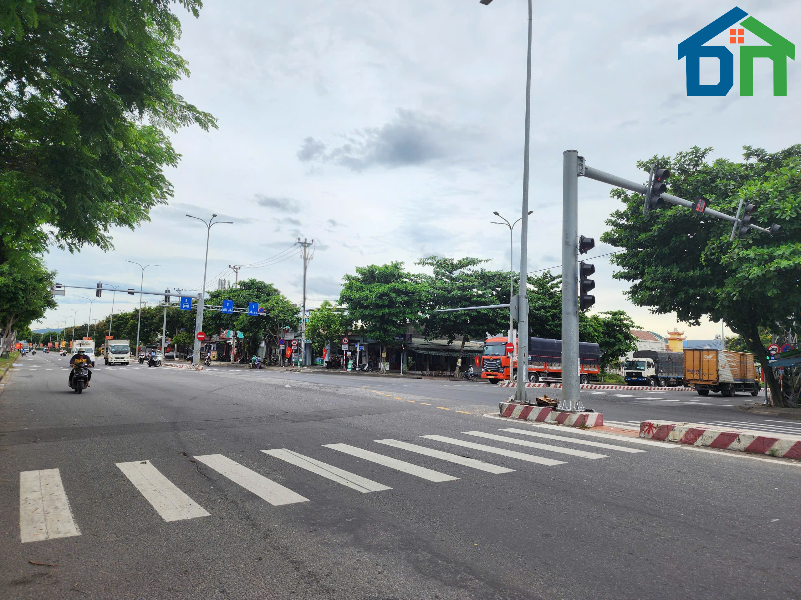 đường Nguyễn Lương Bằng Đà Nẵng