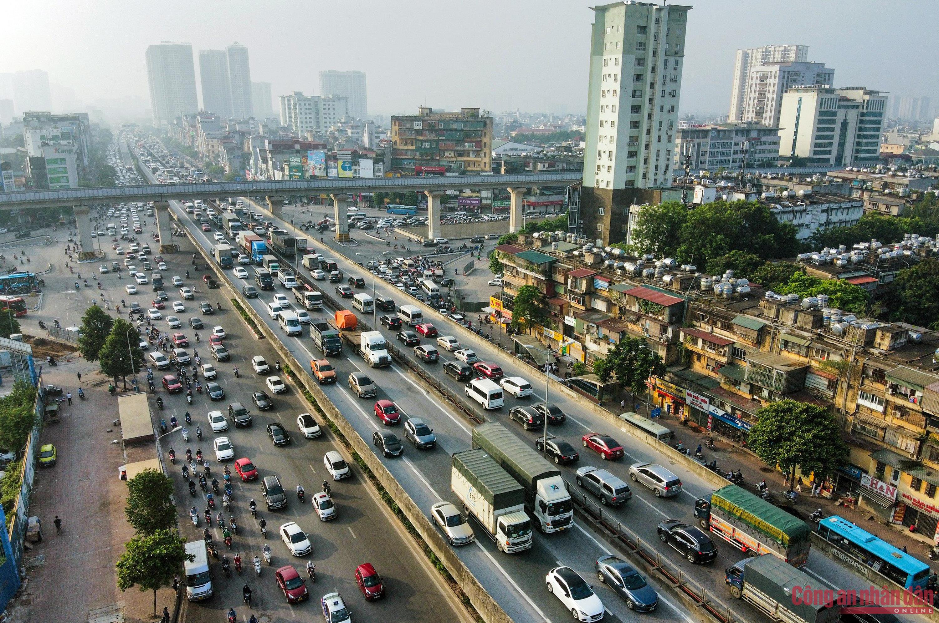 đường Khuất Duy Tiến ở Hà Nội