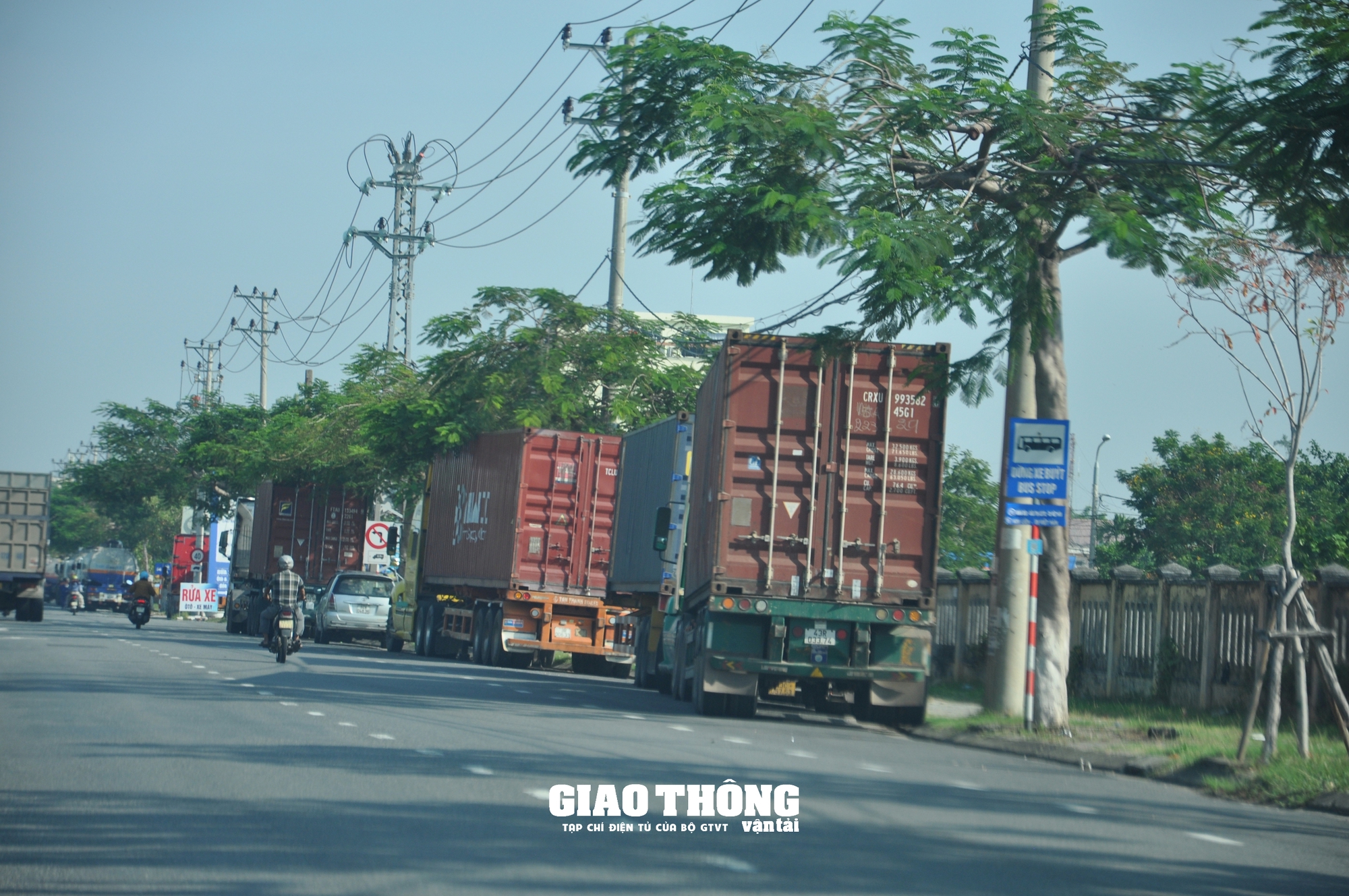 đường Lê Văn Hiến ở Đà Nẵng