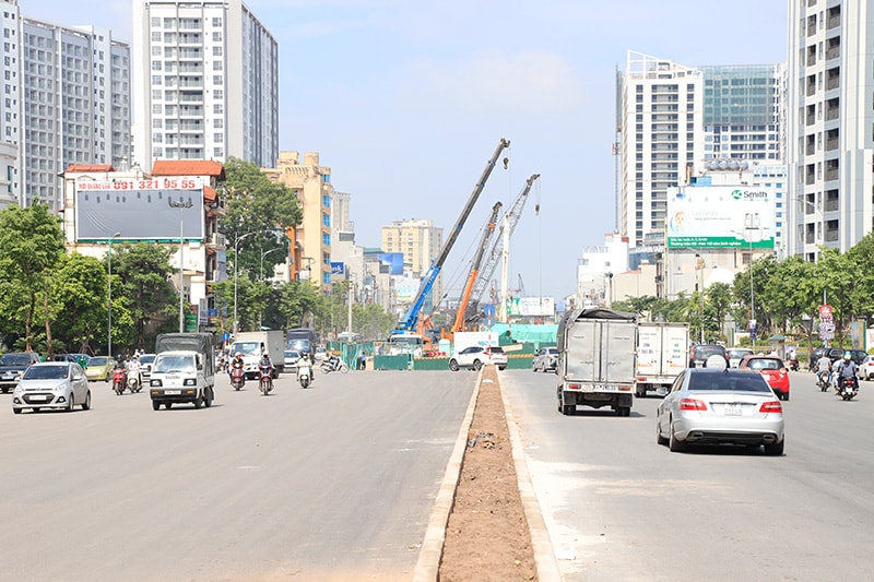 đường Minh Khai ở Hà Nội