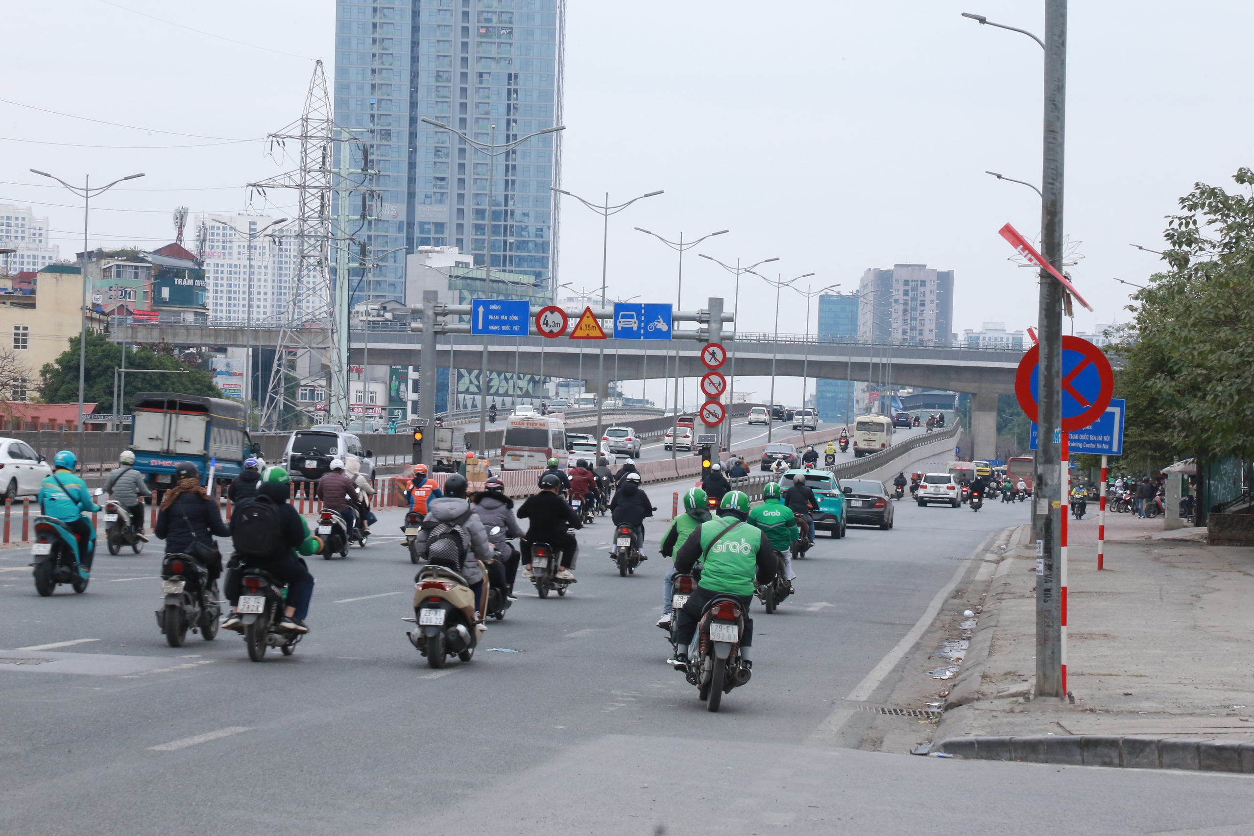 đường Phạm Hùng Hà Nội