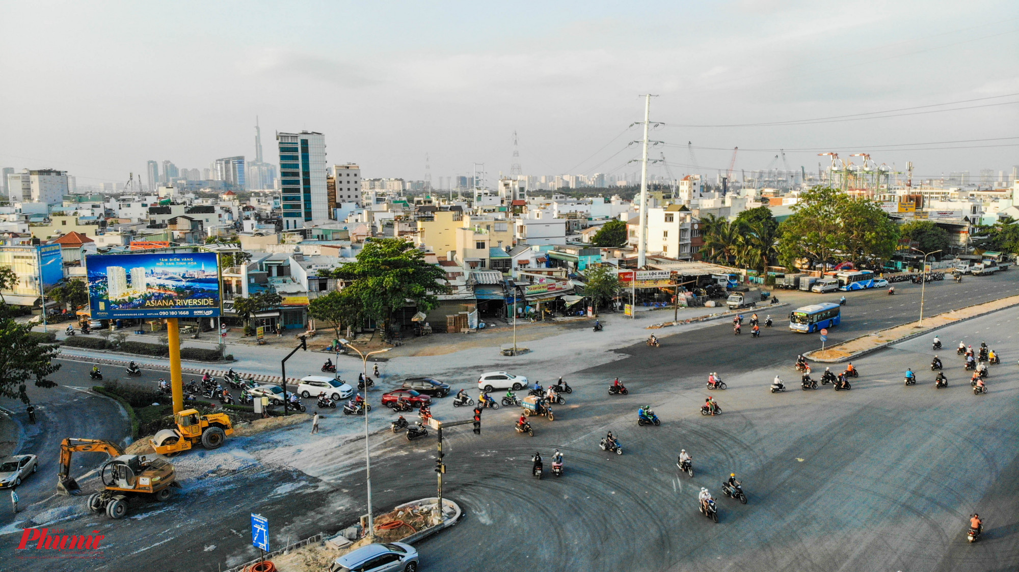 đường Nguyễn Văn Linh