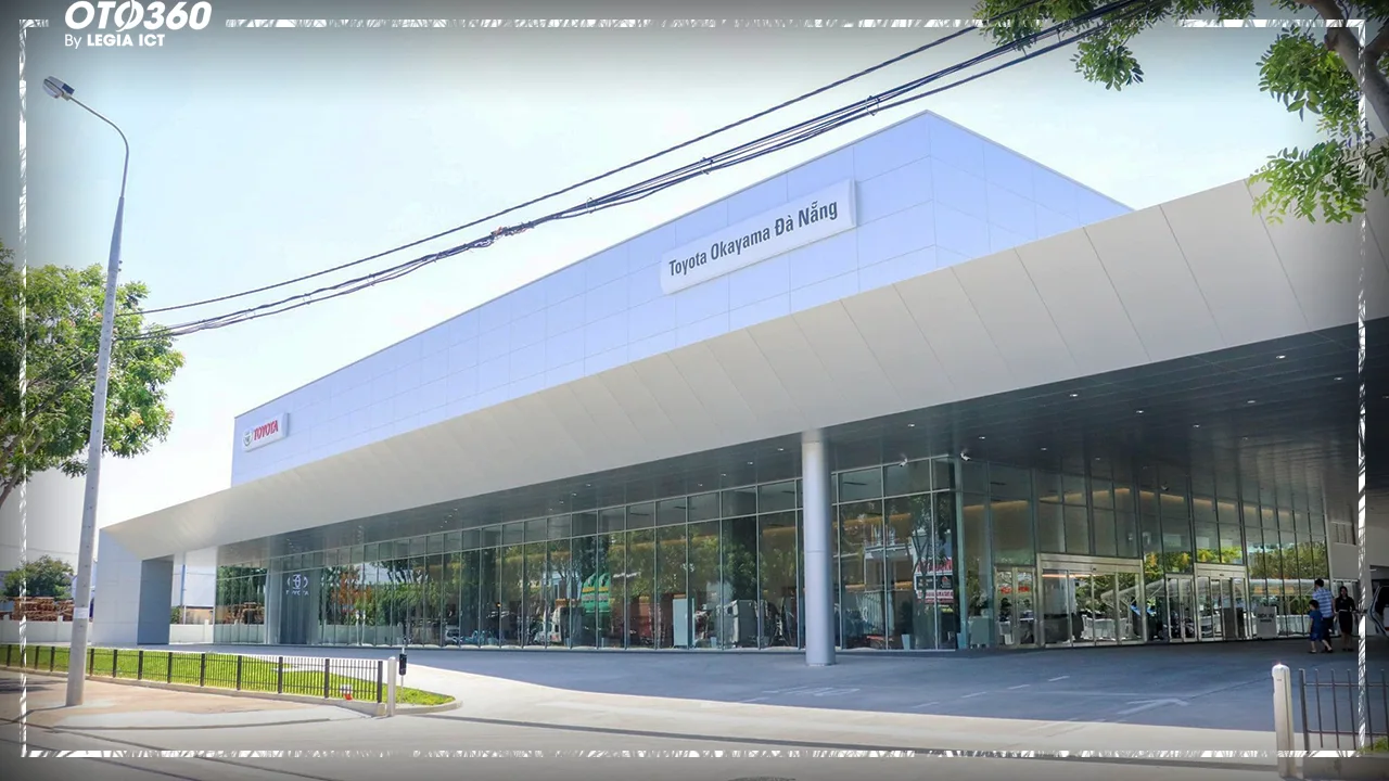 đường Phạm Hùng